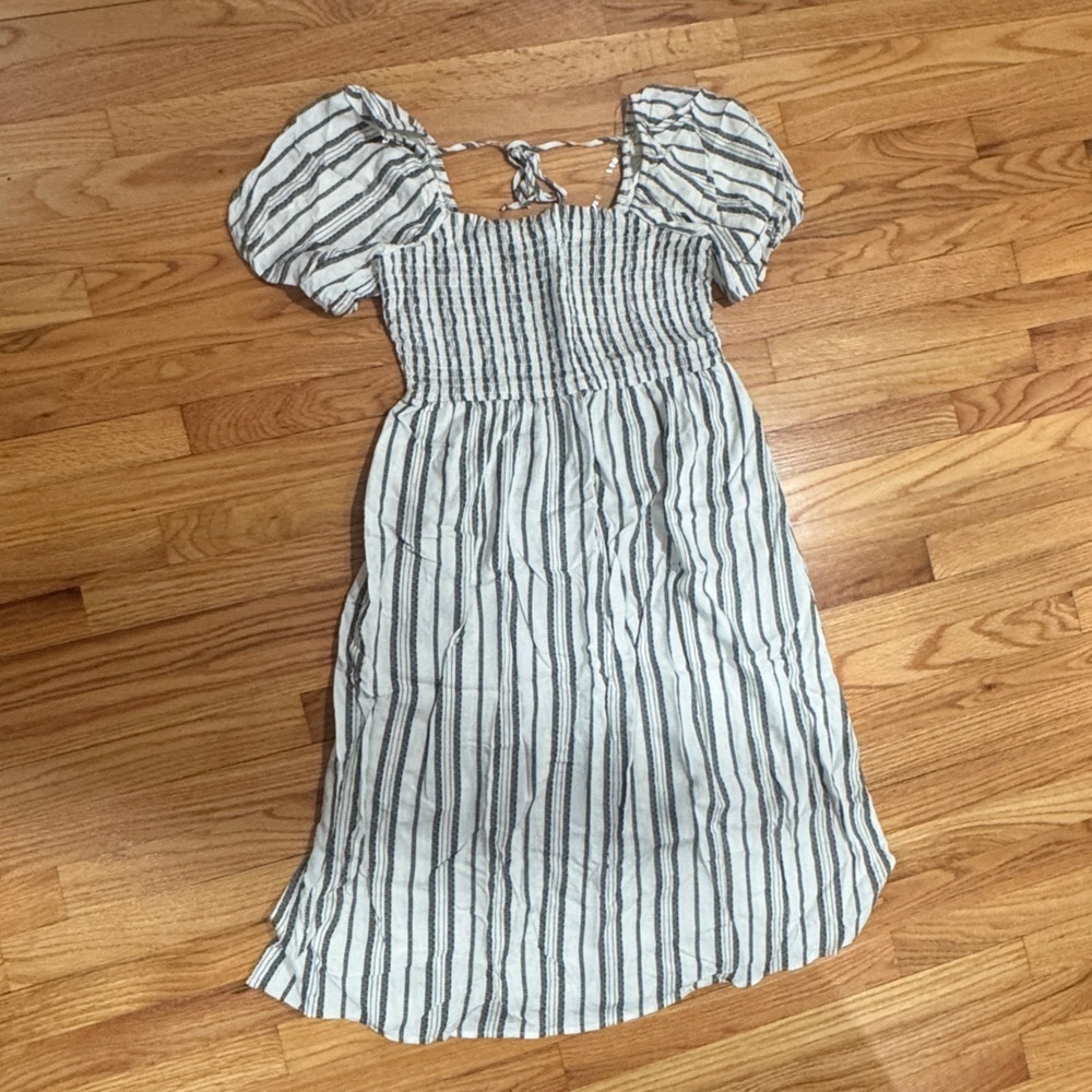 Luxology Black and White Striped Midi Dress